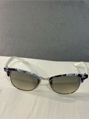 Ray-Ban Women's Cat-Eye Sunglasses - Purple and Blue on White